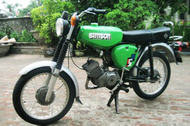 Dân chơi Việt thời bao cấp cưỡi 'siêu xe' Simson, Min 'khờ', Super cub... đi chơi Tết