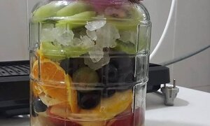 Rộ mốt làm rượu ngâm hoa quả ngày Tết: Nguy hiểm khôn lường