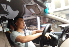 Lái xe lo giành khách khi Grab độc tôn?