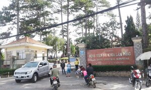 Thai nhi vừa ra đời chết bất thường ở Lâm Đồng: Phát hiện 2 nữ hộ sinh chậm trễ
