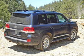 Doanh nghiệp tặng xe sang cho Nghệ An lên tiếng