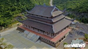 Ảnh: Ngắm chùa Tam Chúc sở hữu thiên thạch Mặt Trăng từ trên cao