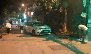 Tài xế taxi bị bắn đạn cao su, chèn xe qua người: Thông tin mới nhất từ công an