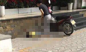 Ngã ban công căn hộ tầng 3 chung cư Linh Đàm, bé trai 3 tuổi chết thương tâm