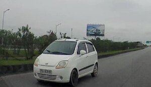 Truy tìm xe ô tô phóng ngược chiều trên cao tốc Hà Nội - Thái Nguyên