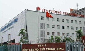 Truy tố 4 kẻ đánh Giám đốc Bệnh viện Nội tiết Trung ương nứt vòm sọ