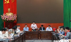 Thầy giáo bị tố dâm ô 7 nam sinh ở Hà Nội: Thông tin mới nhất