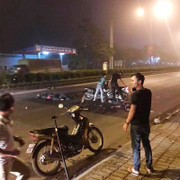 Hai chiến sĩ CSCĐ bị xe máy 'kẹp ba' tông trúng: Một chiến sĩ đã qua đời