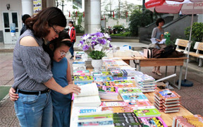 Thắp sáng 'ngọn đèn sách' từ một ngôi trường ở Thủ đô