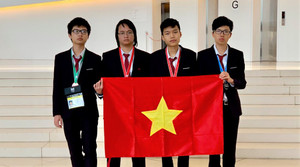 4 thí sinh dự thi Olympic Tin học quốc tế đều đoạt huy chương