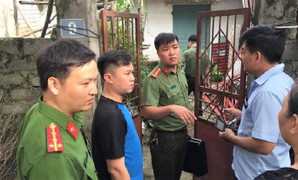 Gian lận thi cử ở Hòa Bình: Hai người bị khởi tố tội 'đưa, nhận hối lộ' là ai?