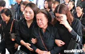 Dòng người thương tiếc tiễn biệt Thứ trưởng Bộ GD&ĐT Lê Hải An