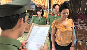 Gian lận thi cử ở Sơn La: Cháu khai 'cảm ơn' chú bằng tiền, cả 2 người bị khởi tố