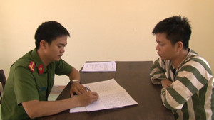 Lừa thuê xe ô tô tự lái ở Huế rồi mang vào Đà Nẵng cầm cố