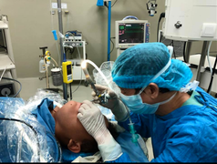 Đỉa sống trong cổ họng em nhỏ 11 tuổi ở Quảng Nam gần 1 tháng