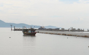 Huế từ chối cho doanh nghiệp đổ hơn 700.000 m3 bùn thải xuống biển