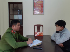 Đến nhà người yêu chơi, trộm luôn điện thoại đắt tiền