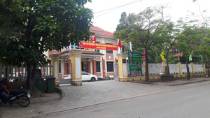 Cán bộ phường ở Huế bị tố làm khó người đi làm giấy chứng tử