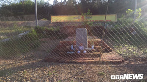 Số phận lăng mộ vợ vua Tự Đức bị san phẳng làm bãi đậu xe sẽ ra sao?