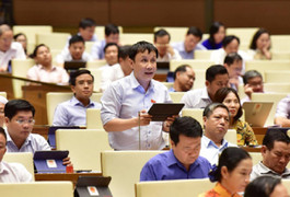 Giám đốc Bệnh viện Trung ương Huế đề nghị tăng ngày nghỉ lễ cho người lao động