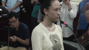 Video: Màn chất vấn kịch tính giữa người đàn bà bí ẩn và bị cáo Phương Nga