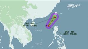 Bão số 5 xuất hiện trên Biển Đông, hướng về Trung Quốc
