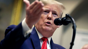 Tổng thống Trump thừa nhận cử luật sư đến Ukraine sau khi được tha bổng