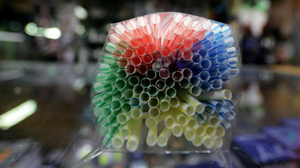 Sẽ không ai dám dùng túi nylon nếu phải trả 5 - 10 nghìn đồng/chiếc