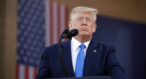 Tổng thống Trump thừa nhận cử luật sư đến Ukraine sau khi được tha bổng