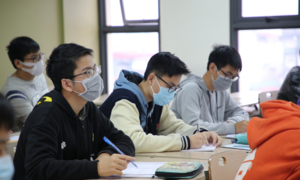 Hà Nội cho học sinh nghỉ học một tuần phòng dịch corona