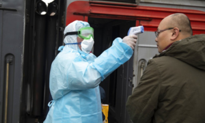 Nga không cách ly người nước ngoài nhiễm virus corona, trục xuất thẳng về nước