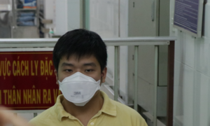 Niềm vui của bệnh nhân nhiễm virus corona ở TP.HCM ngày xuất viện
