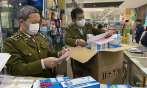 Danh sách thêm 25 cơ sở bán khẩu trang y tế giá trên trời