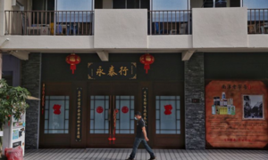 Singapore ghi nhận trường hợp đầu tiên lây nhiễm virus corona từ người sang người