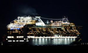 Phát hiện ổ dịch với ít nhất 10 ca nhiễm virus corona trên tàu Nhật Bản chở gần 4.000 người