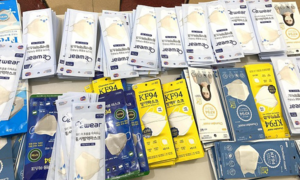 Nhập lậu 400 chiếc khẩu trang Hàn Quốc giá 20 nghìn để bán 80 nghìn đồng/chiếc