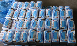 Quán ăn tàng trữ gần 4.000 khẩu trang không rõ nguồn gốc