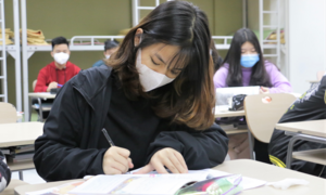 Học sinh Hà Nội nghỉ hết 16/2 phòng dịch corona