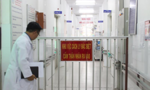 Điều dưỡng chăm sóc bệnh nhân nCoV ở BV Chợ Rẫy: Nhiều ngày chưa được ôm hôn con