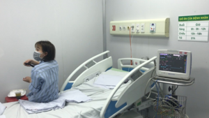 Cuộc sống trong phòng cách ly của bệnh nhân nhiễm virus corona tại Bệnh viện Bệnh nhiệt đới Trung ương
