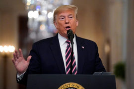 Tổng thống Trump thừa nhận cử luật sư đến Ukraine sau khi được tha bổng