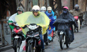 Thời tiết hai miền Nam Bắc khắc nghiệt, bất lợi cho sức khỏe