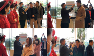 Khách đến dự đám cưới mùa dịch corona vui vẻ xếp hàng, đo thân nhiệt