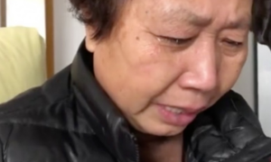 Mẹ bác sĩ Lý Văn Lượng yêu cầu cảnh sát Vũ Hán giải thích cái chết của con trai