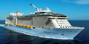 Coronavirus: Thuyền viên chết trên du thuyền bị cách ly ở Mỹ