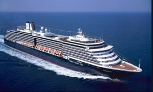 Tiếp tục bị từ chối cập cảng do sợ lây virus corona, du thuyền 2000 người lênh đênh trên biển