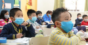 Bộ Y tế: Giáo viên, học sinh đến trường học không cần phải đeo khẩu trang
