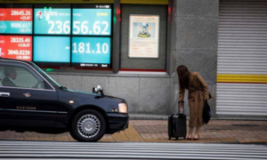 Lái xe taxi Nhật Bản nhiễm Covid-19 tiếp xúc hàng trăm người