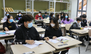 Hà Nội tiếp tục cho học sinh nghỉ học đến hết 23/2 