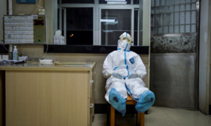 Trung Quốc xác nhận hơn 1.700 nhân viên y tế nhiễm virus nCoV